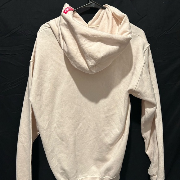 Barbie Mattel Rollerskate Hoodie UNISEX NEW - Picture 3 of 3